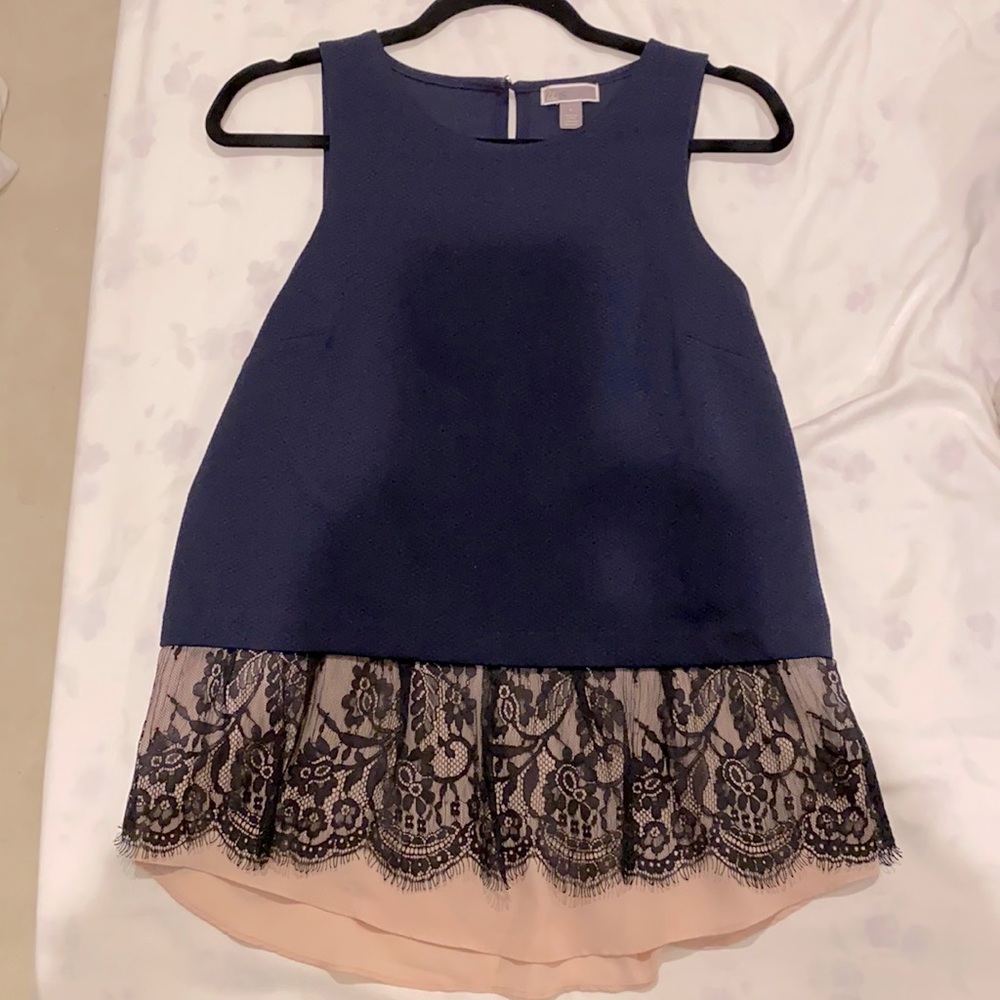 CHELSEA 28 LACE OVERLAY NAVY/CREAM TOP - SIZE SMALL